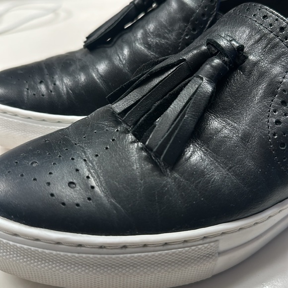 Women’s leather loafer tennis shoe - Picture 2 of 6